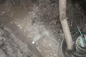 济源地下室伸缩缝堵漏视频